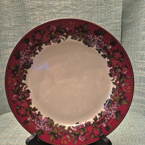 Vintage Elegant Fruity Dinnerware Set with Mugs - Picture 15 of 16